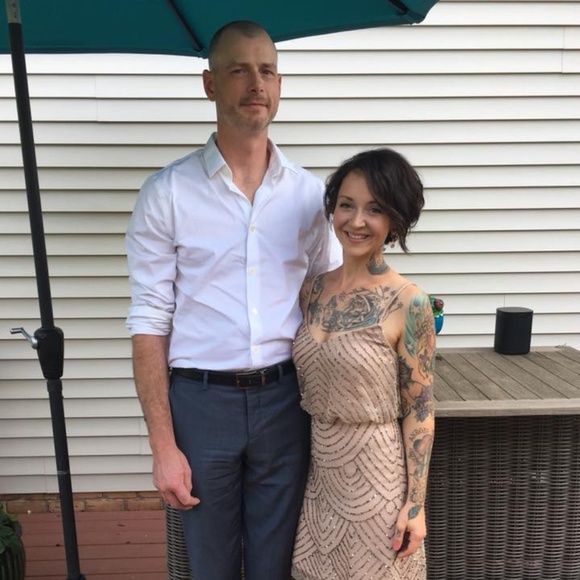 Meet your Posher, Jennifer - Picture 1 of 1